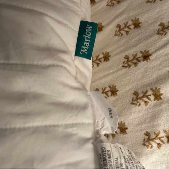 Brooklinen Marlow King Size Adjustable Memory Foam Cooling Bed Pillow $85 NEW - Picture 4 of 8